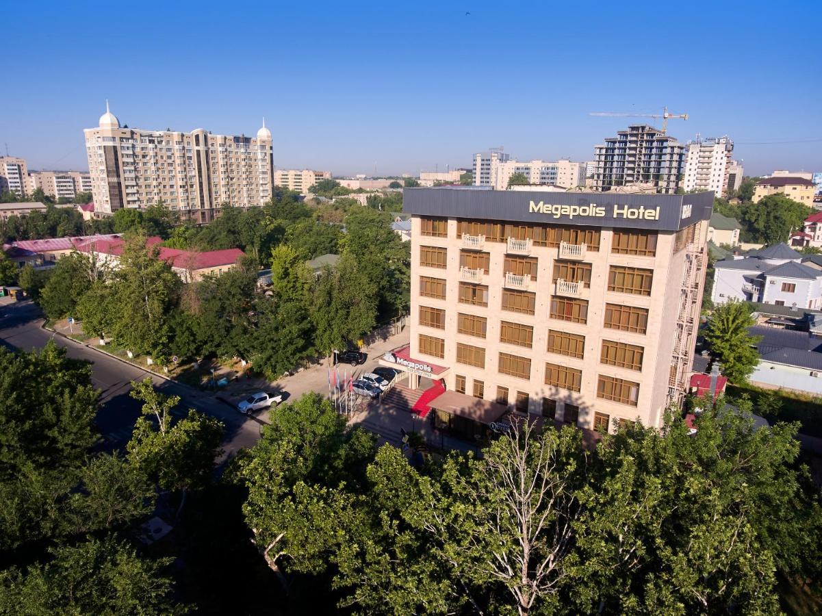 Megapolis Hotel Simkent Buitenkant foto